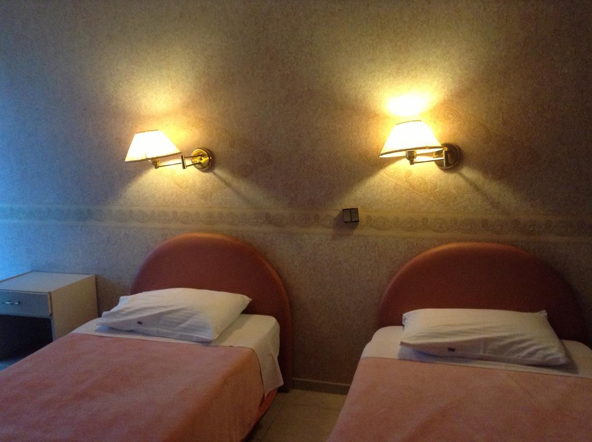 Plotini Hotel Didimótiho Szoba fotó
