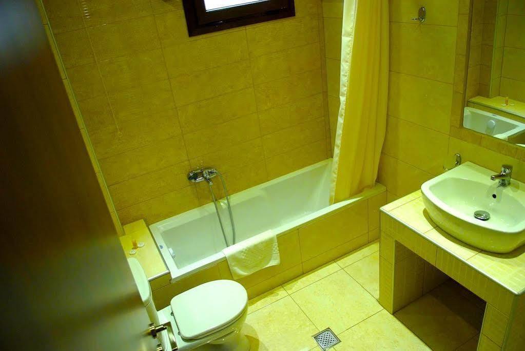 Plotini Hotel Didimótiho Kültér fotó