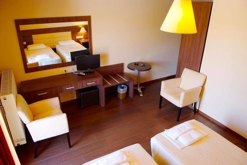 Plotini Hotel Didimótiho Kültér fotó